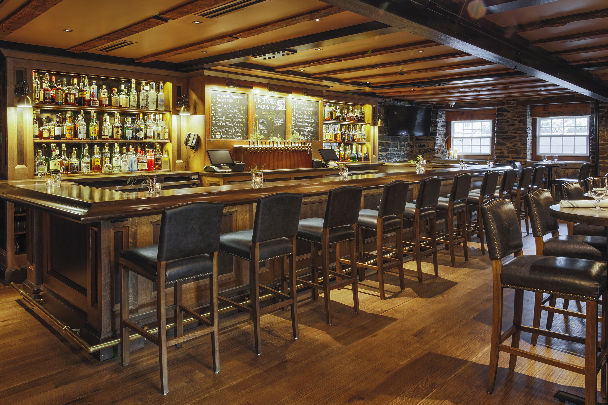 Creekside Tavern & Inn - Jason Longo Interior Design